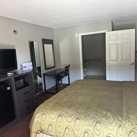 Clairmont Inn & Suites - Warren Dış mekan fotoğraf
