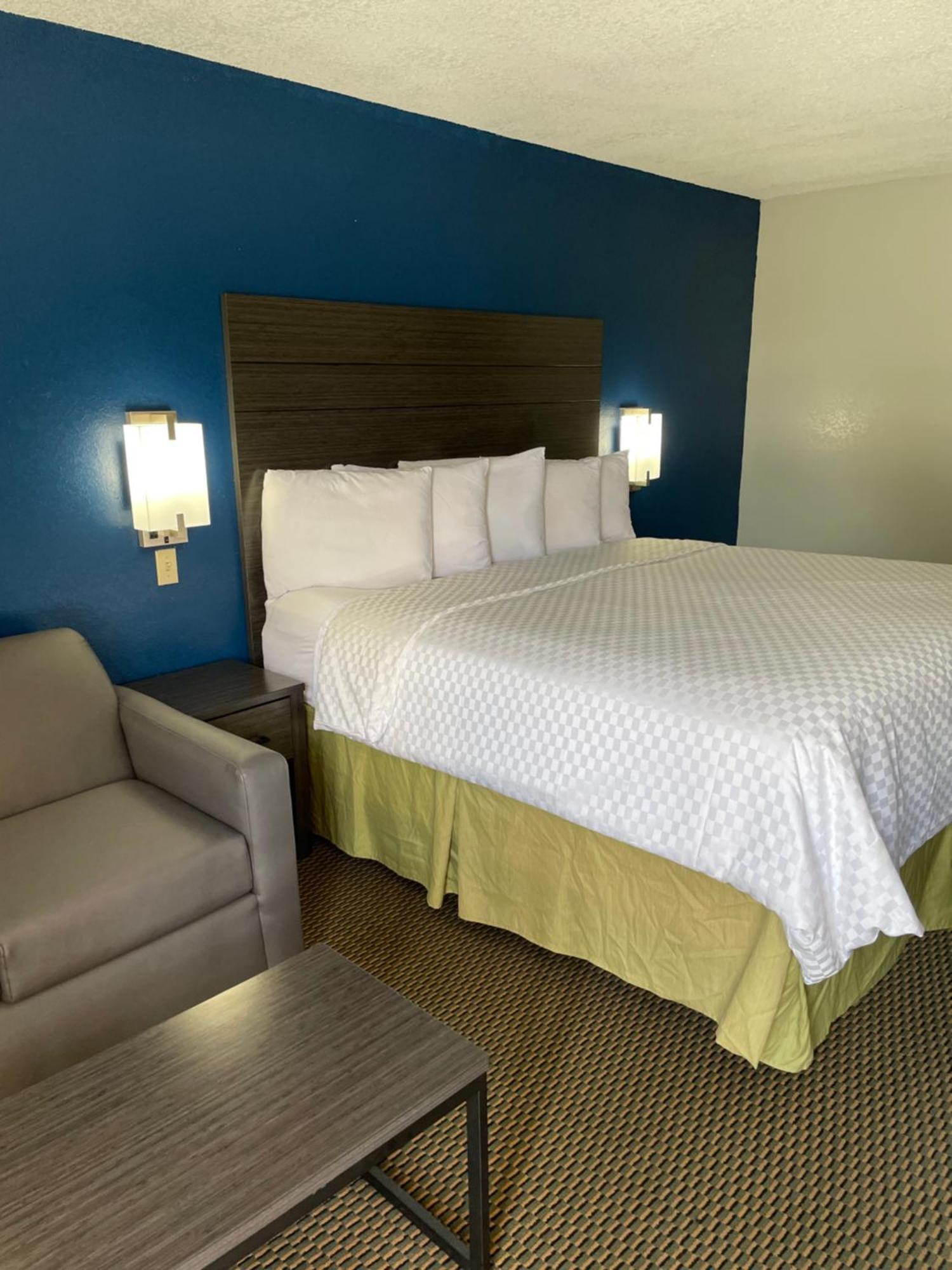 Clairmont Inn & Suites - Warren Dış mekan fotoğraf