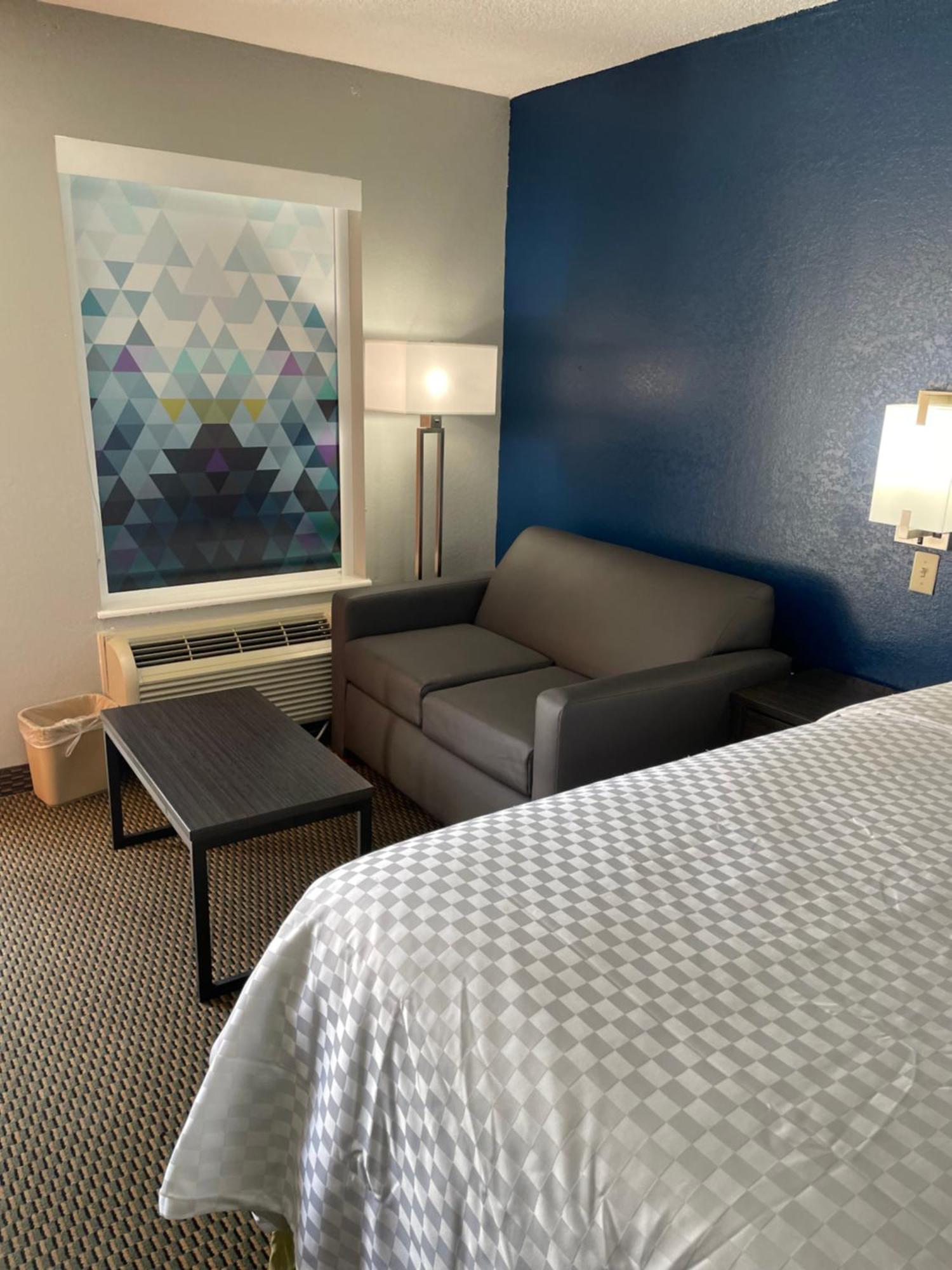 Clairmont Inn & Suites - Warren Dış mekan fotoğraf