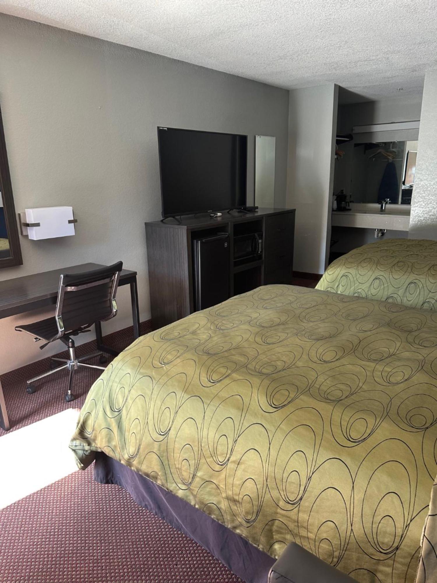 Clairmont Inn & Suites - Warren Dış mekan fotoğraf