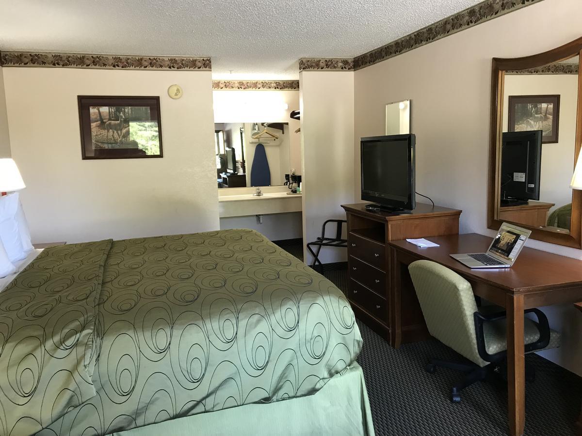Clairmont Inn & Suites - Warren Dış mekan fotoğraf